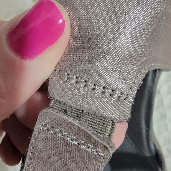 Naot Flirt Wedge Sandals Woman's EU 39 US 8-8.5 Shoes Rose Gold Brass Metallic - Picture 13 of 16